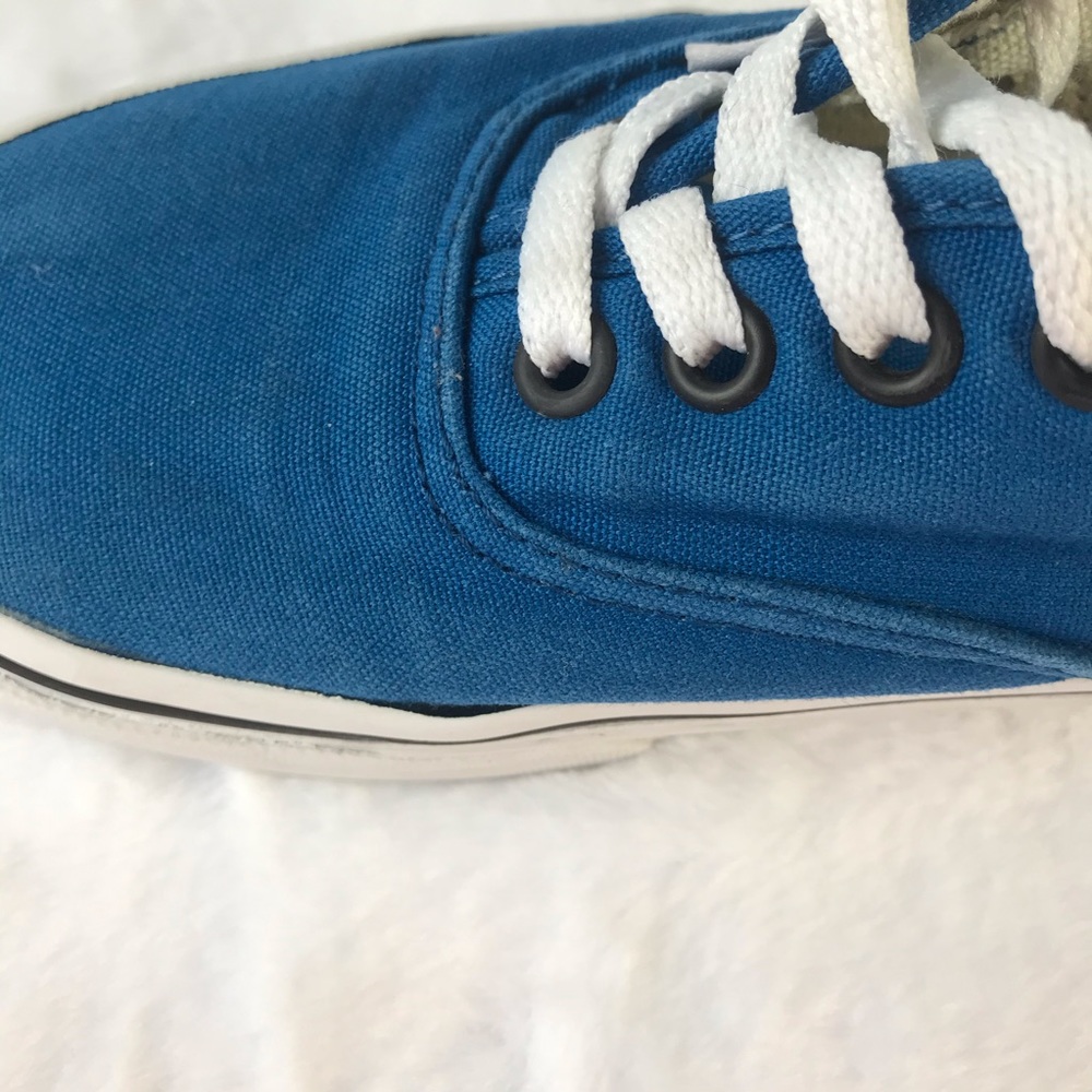 Vans Canvas Ultramarine Sneakers - Picture 9 of 9